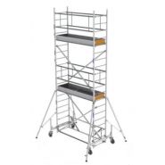 Échafaudage mobile avec roues à blocage et pieds réglables