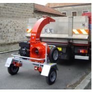 Aspirateur pour voirie avec rotor et démarrage électrique ou manuel