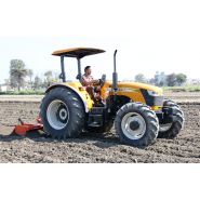 Tracteur 2RM PREET 6549 avec fonctionnalités avancées