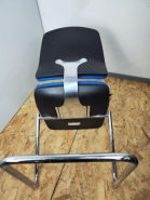 Chaise visiteur Luge Early Bird Sedus d'occasion - moderne, confortable, base en acier chromé, dossier en tissu_3