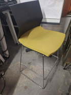 Tabouret de bar B_SIDE d'occasion - Design élégant et moderne - 2 couleurs disponibles_3