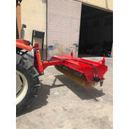 Tracteur balayeuse de route monté à l'arrière - modèle Basic - hydraulique avec brosses robustes_3