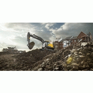 Engin Volvo EC200E avec une capacité de godet de 0,28 à 1,1 m³