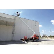 B-lift 150 Pro - Camion nacelle CTE - Hauteur 14,6m avec bras télescopique et commandes hydrauliques_3