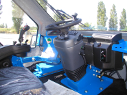 Pulvérisateur automoteur pour désinfection et traitements agricoles