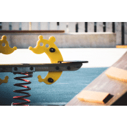 Jeu sur ressort Gus JFS14 - Matériaux résistants certifiés EN1176 - Panneaux PE-HD et acier inox_3