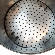 Cuve à raccorder à l'eau et à l'électricité pour volailles