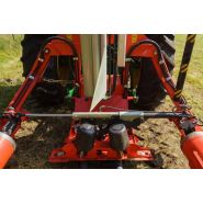 RW 1200 - Enrubanneuse agricole KUHN - Modèles RW 1200 M et RW 1200 C avec coupe-film hydraulique et pré-étireurs coniques_3