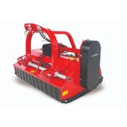 Machine de broyage dotée de contre-couteaux en deux rangées