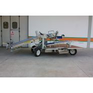 Récolteuse de légumes 8450 electro - Ortomec SRL - largeur de la tête de récolte 130 à 180 cm - double essieu directeur et batteries 24V_3