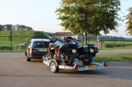 Remorque porte-moto abaissable - TOHACO MO116/2815 ECO - PTAC 1600 kg - 1 essieu freiné - Suspensions pneumatiques - SARIS_WOODY_BT75_3