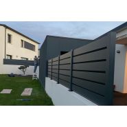 Lames persiennes en aluminium ajustables pour clôture Sirocco