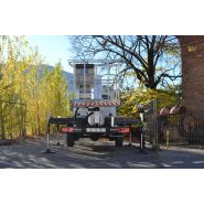 Plateforme télescopique avec rotation de tourelle à 640°