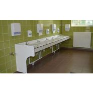 Cabine vestiaire adaptée aux personnes handicapées