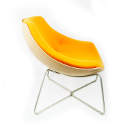 Chaise visiteur Lapalma AUKI d'occasion - lounge en mousse de polyuréthane ignifugée avec pieds en métal en base de croix - design et robuste_3
