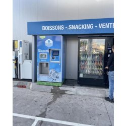 Distributeur professionnelle et automatique de glaçon en cube - équipé de monnayeur - Kiosk'Ice