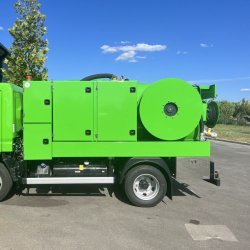 Combiné hydrocureur maniable 6T & 7.5T - Débit 90L/min à 175bars à 37L/min à 400bars - Cuve jusqu'à 4500L