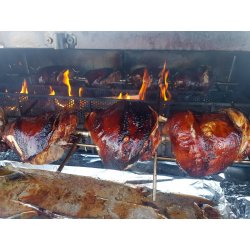 Tournebroche double sur remorque au feu de bois, modèle fermé - guinet