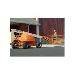600AJ - Nacelle à flèche articulée JLG - Hauteur de travail 20.46m - Portée d'action 12.75m - Capacité 230kg