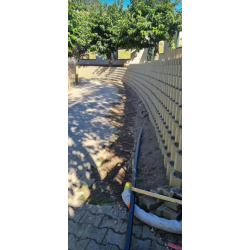 Bloc béton creux avec alvéoles, végétalisable, idéal pour remplacer les murs traditionnels- BETOATLAS - Pomel Beton