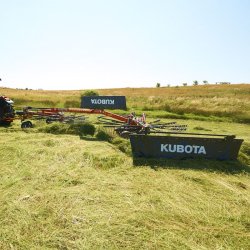 Ra2071t vario - Andaineur double rotor compact Kubota - largeur de travail jusqu'à 7,10 m