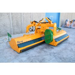 Rabattable PRO+ - Broyeur forestier Serrat - Largeur de travail 3800-6300 mm