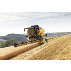 Moissonneuse batteuse TC5.90 - New Holland - capacité de la trémie 6 400 L - largeur de coupe 3,96 à 6,10 m - puissance 258 ch