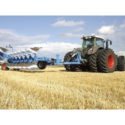VariTitan - charrue agricole Lemken - largeur de travail jusqu'à 660 cm - espacement des corps 100 cm