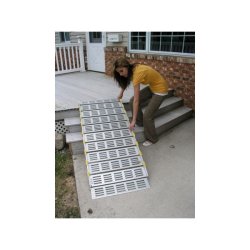 Rampe d'accès en aluminium modulaire et enroulable - sud accessibilité roll-a-ramp