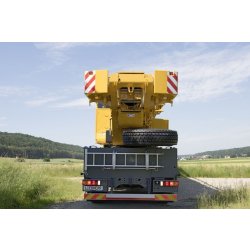 Grue automotrice LTM 1050-3.1 - Liebherr - Capacité de charge max 50 t - Flèche jusqu'à 38 m - 3 essieux