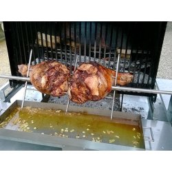 Tournebroche sur remorque - idéal pour méchoui au feu de bois - disponible en location pour événements