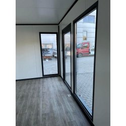 Bureau de jardin 15 mètres carrés - bien isolé avec grande façade vitrée et finition moderne