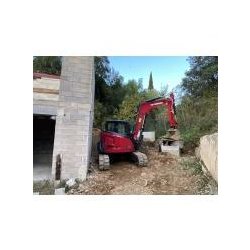 Midi-pelle SV86-7 - 8675 à 8695 kg - Stabilité exceptionnelle et cabine spacieuse