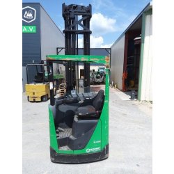 Chariot à mât rétractable BT RRE160 1568 - disponible en occasion et en location de courte à longue durée
