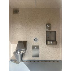 Cabine PMR avec mur urinoir disponible en version manuelle, semi-automatique ou automatique - réf. 2073