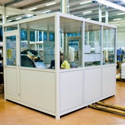 Cloison amovible et modulable pour la  création des espaces de travail et des bureaux