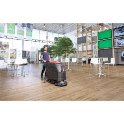 Autolaveuse à batterie semi-tractée Viper AS5160 - Forte contenance et productivité pour grandes surfaces