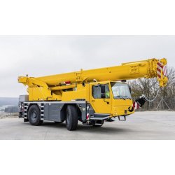 Grue automotrice LTM 1040-2.1 - Liebherr - capacité de charge max 40 t - flèche télescopique jusqu'à 35 m