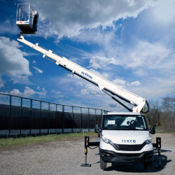 Nacelle Scorpion 2313  idéale pour vos travaux en hauteur en Alpes -  disponible en achat neuf et en location de courte à longue durée