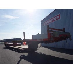 Remorque porte-engins Faymonville - Référence 6395 - Extra surbaissée extensible jusqu'à 10m - 2 essieux SAF directionnels - PTC 39T