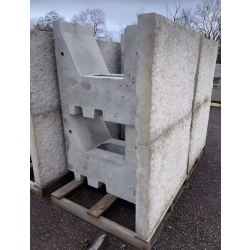 Bloc modulaire droit ou incliné à à 15° ou 22°, sans fondation béton - BETOTITAN XL - Pomel Beton