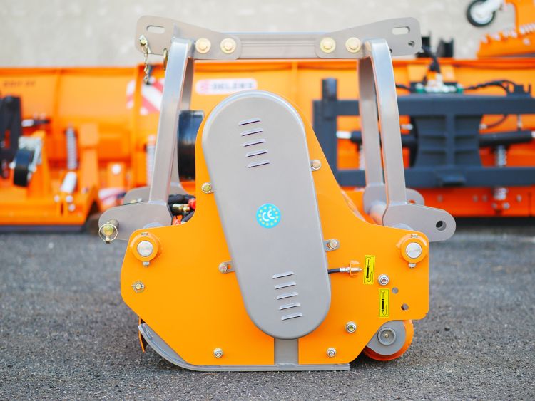 Rino-180 broyeur forestier - deleks - largeur de travail 1800 mm_4