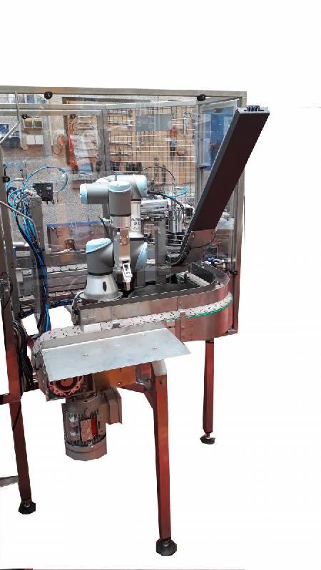 Robot pédagogique - mécanic'air - machine éducative de remplissage de balles de ping-pong avec robot UR3 d'Universal Robot_4