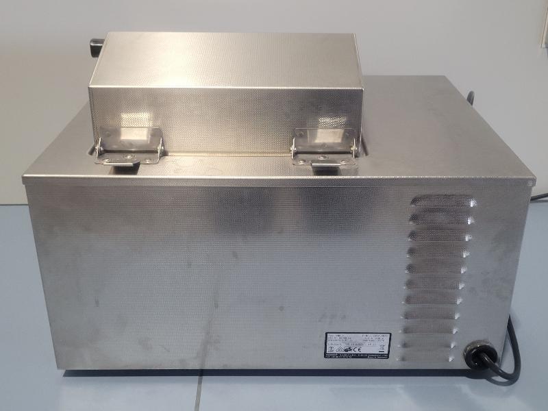 Bain-marie de laboratoire MEMMERT WNB 7_4