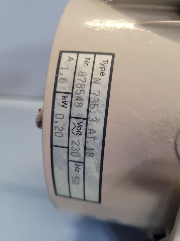 Pompe à vide à membrane KNF N735.3 AT.18_4