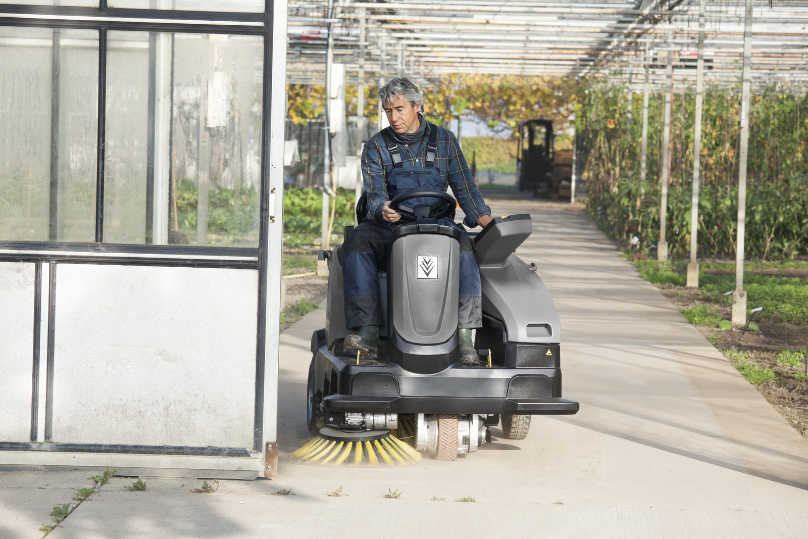 Balayeuse autoportée KM 105/110 R Bp Pack - Kärcher - Mode eco!efficiency, filtre Tact, relevage hydraulique_4