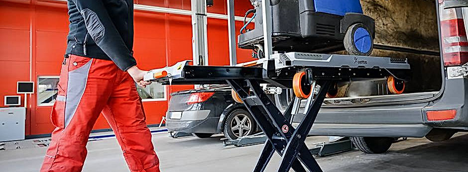 Table élévatrice électrique xetto  sur 4 roues : incontournable pour le chargement des véhicules utilitaires_4