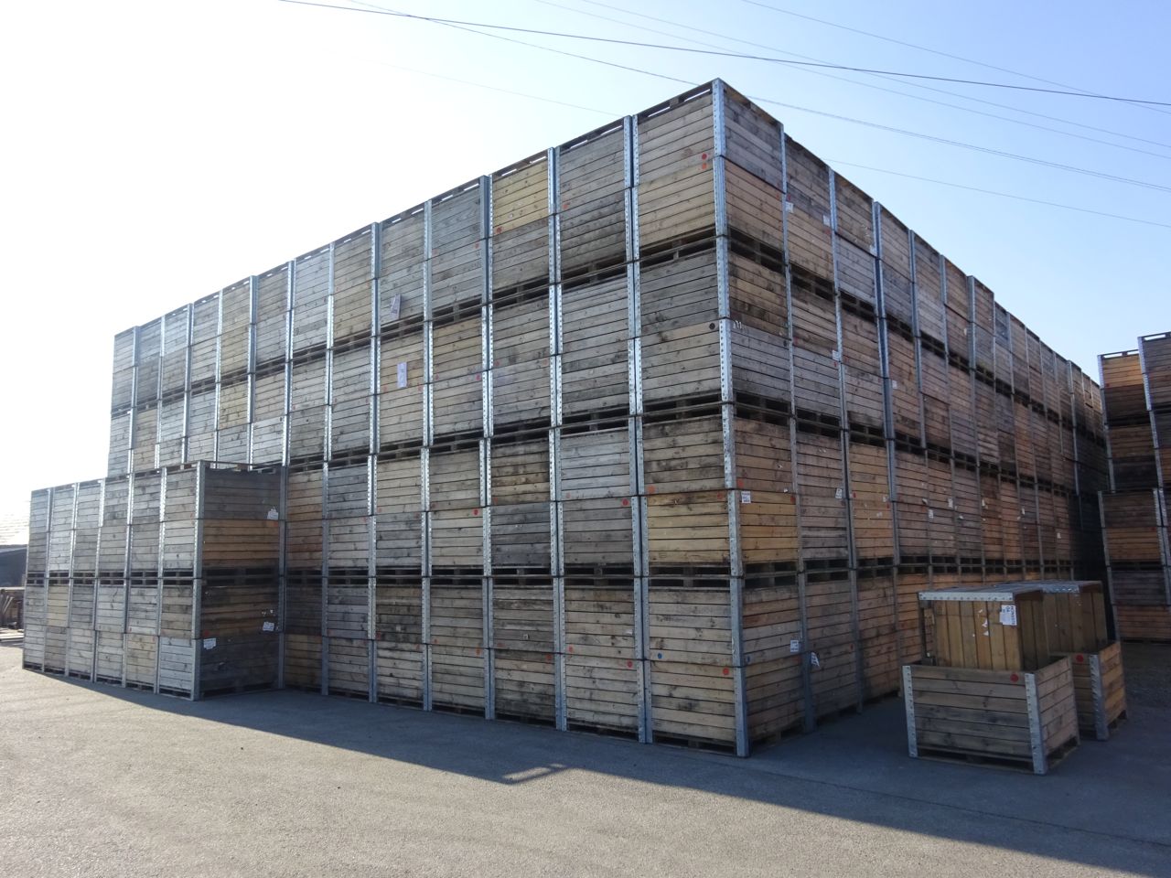 Caisse-palette en bois pour paintball et vitrines