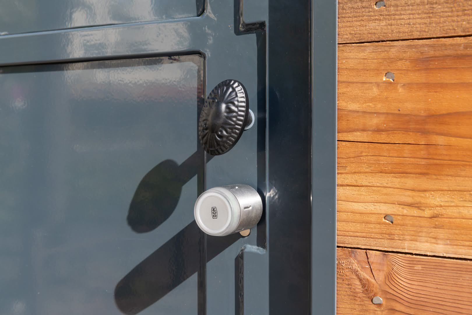 Parc vélos Ypsilon - structure originale personnalisable avec finitions robustes et esthétiques_4