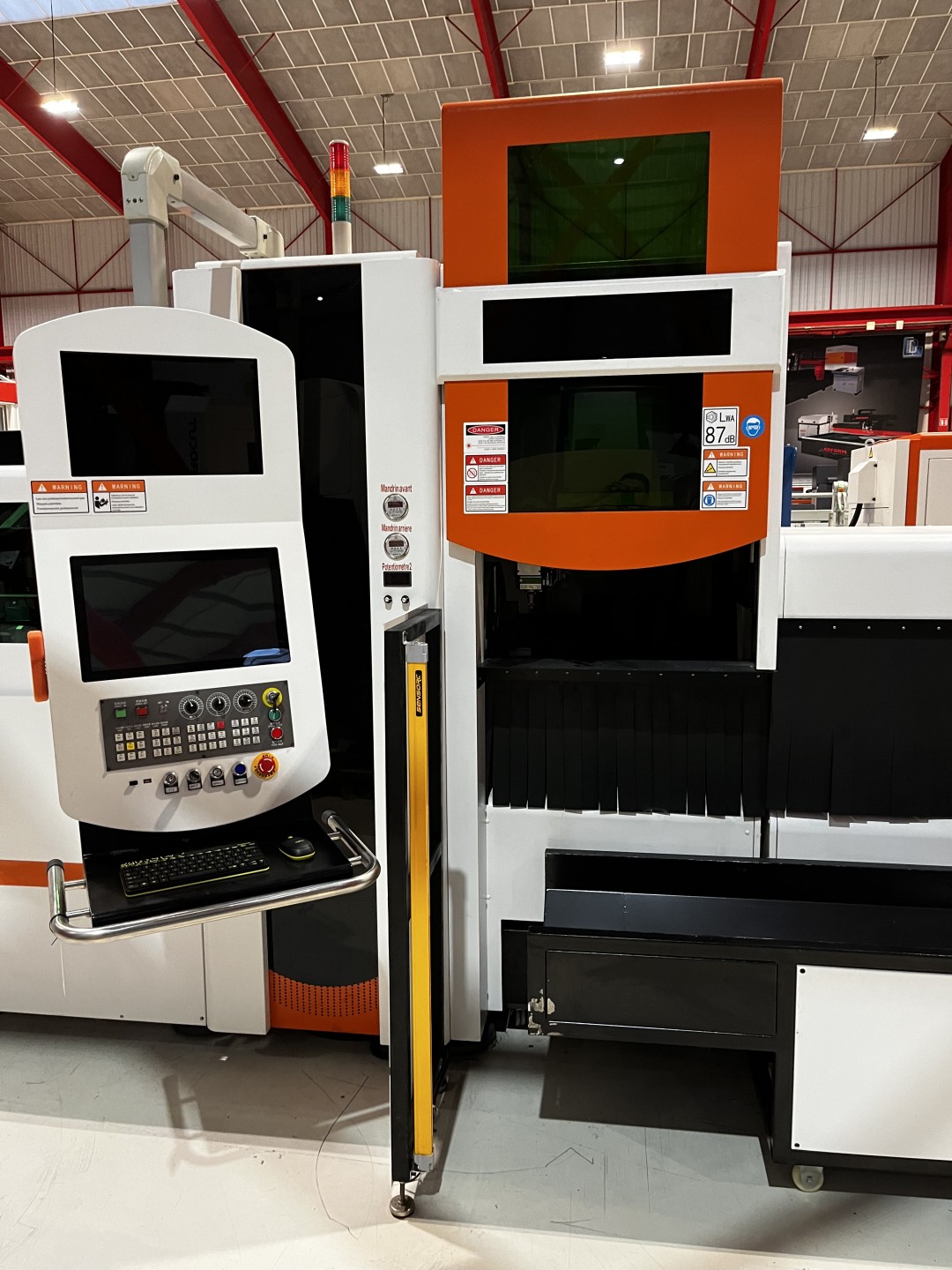 Découpe laser fibre pour tubes et profilés ADFORM - LT2060 - Chargeur automatique de 6m - Puissance laser 2000W_4